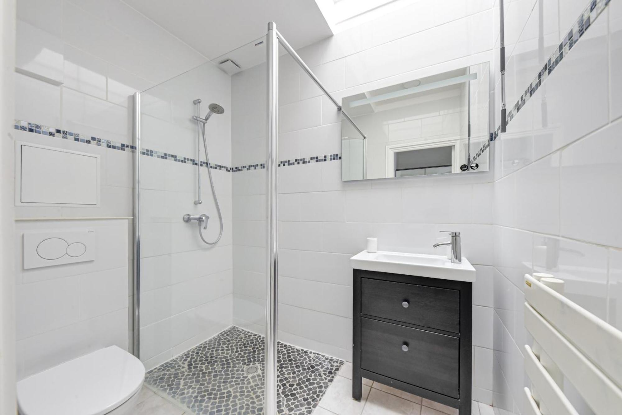 Lovely Studio For 2 Near The Seine Париж Екстериор снимка