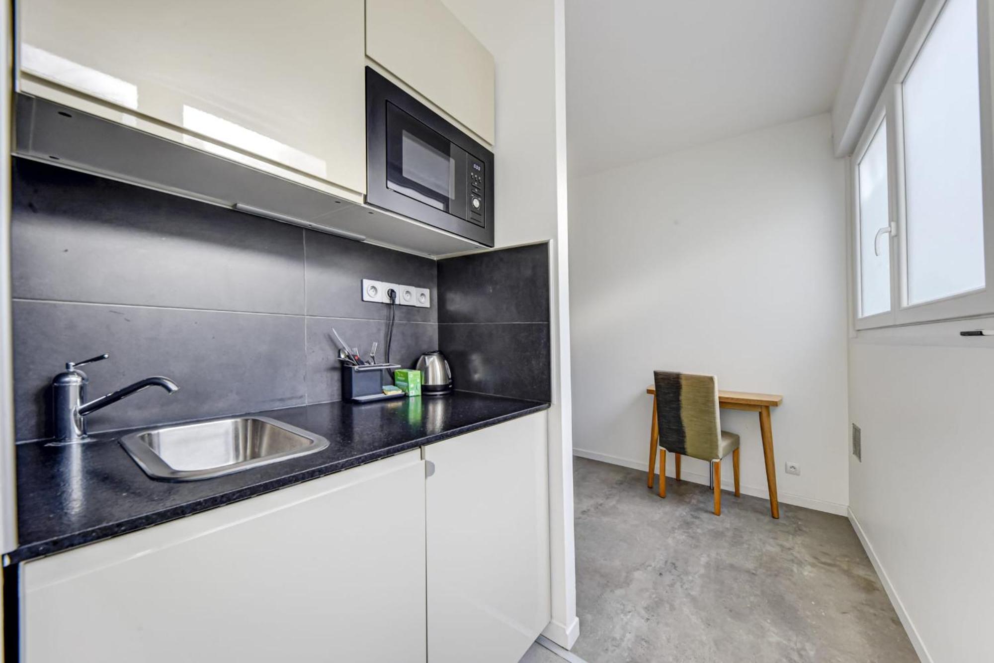 Lovely Studio For 2 Near The Seine Париж Екстериор снимка