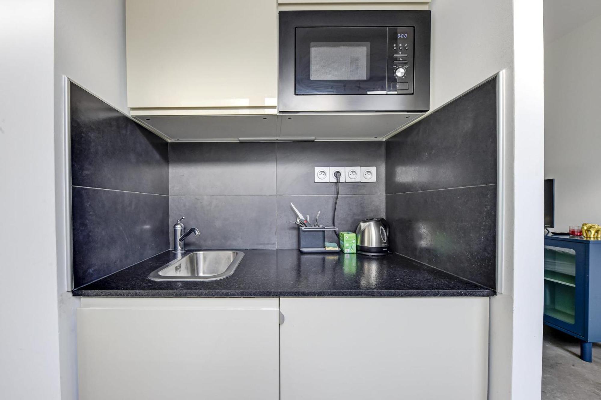 Lovely Studio For 2 Near The Seine Париж Екстериор снимка